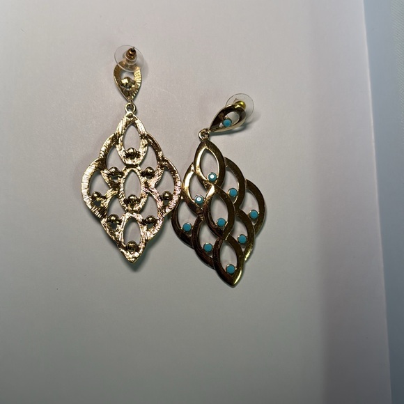 Dangling earrings - Picture 2 of 4